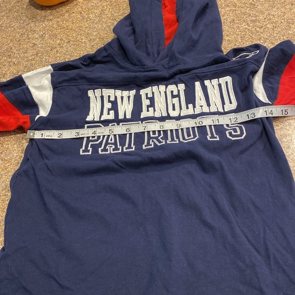 New England Patriots Football Boys Small Hoodie Pullover Shirt - Picture 8 of 16